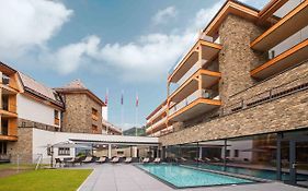 Mountain Spa Residences